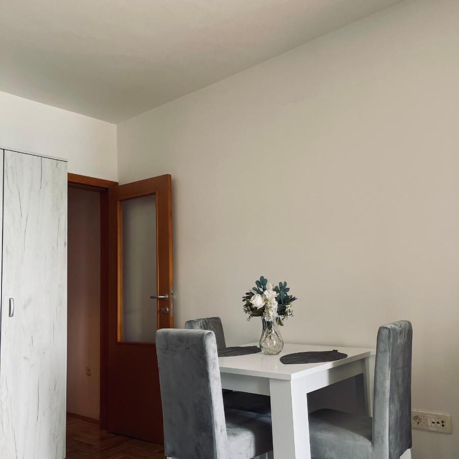Zora Apartment Плужине Екстер'єр фото
