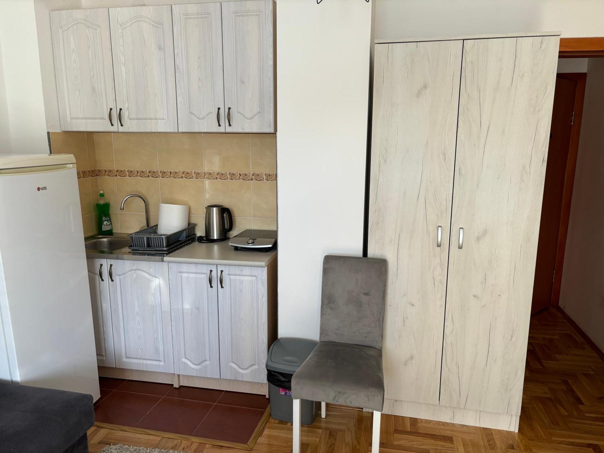 Zora Apartment Плужине Екстер'єр фото
